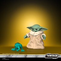 STAR WARS THE VINTAGE COLLECTION 3.75-INCH THE CHILD Figure - oop (2)